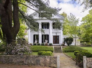 402 Linden St, Wellesley, MA 02481