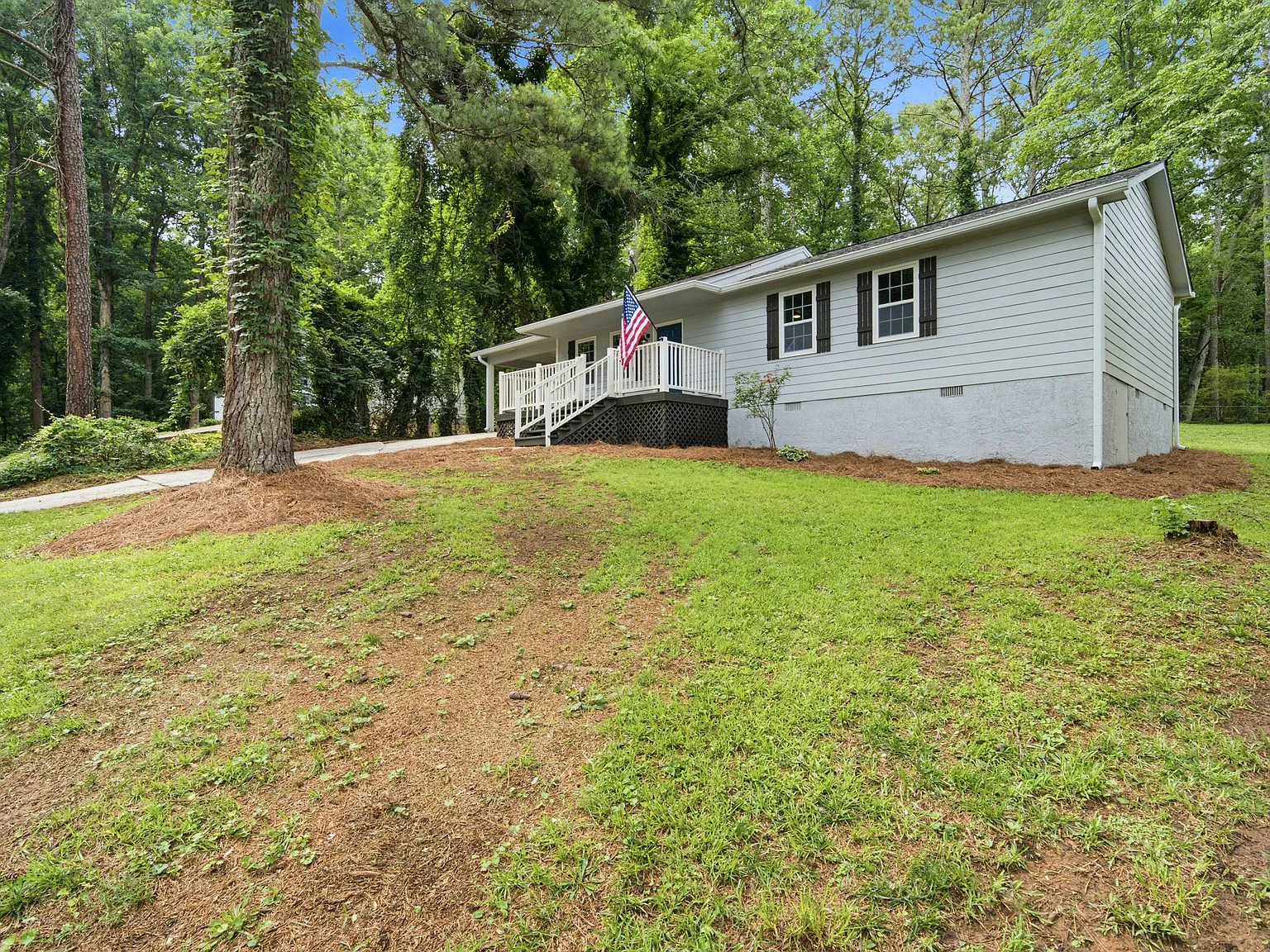 3 bed, 1092 sqft, $1,575 — Photo 4