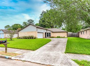 1106 Cable Way, Crosby, TX 77532