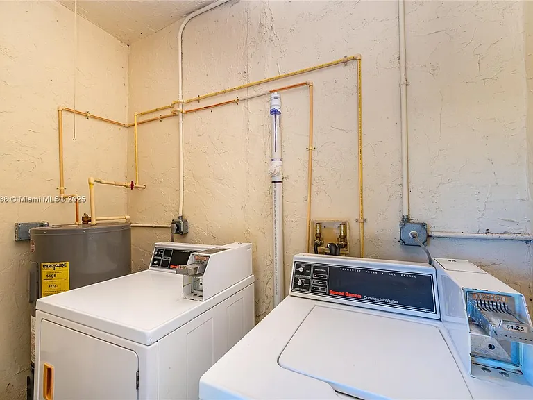 520 SW Krome Ter #1 — Photo 24