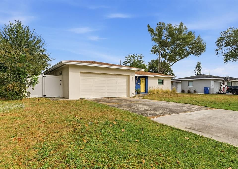 1st image of 1501 61ST AVENUE N