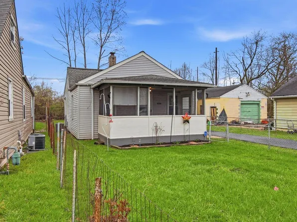 1082 Whitethorne Ave, Columbus, OH 43223