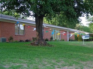 22 Meadow Ln, Texarkana, TX 75503