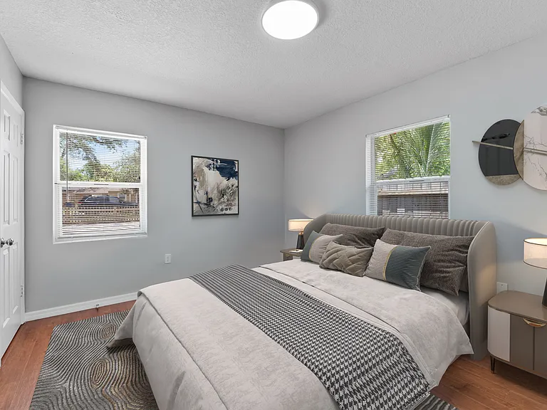 2nd bedroom