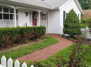 104 Waukewan Rd, Center Harbor, NH 03226