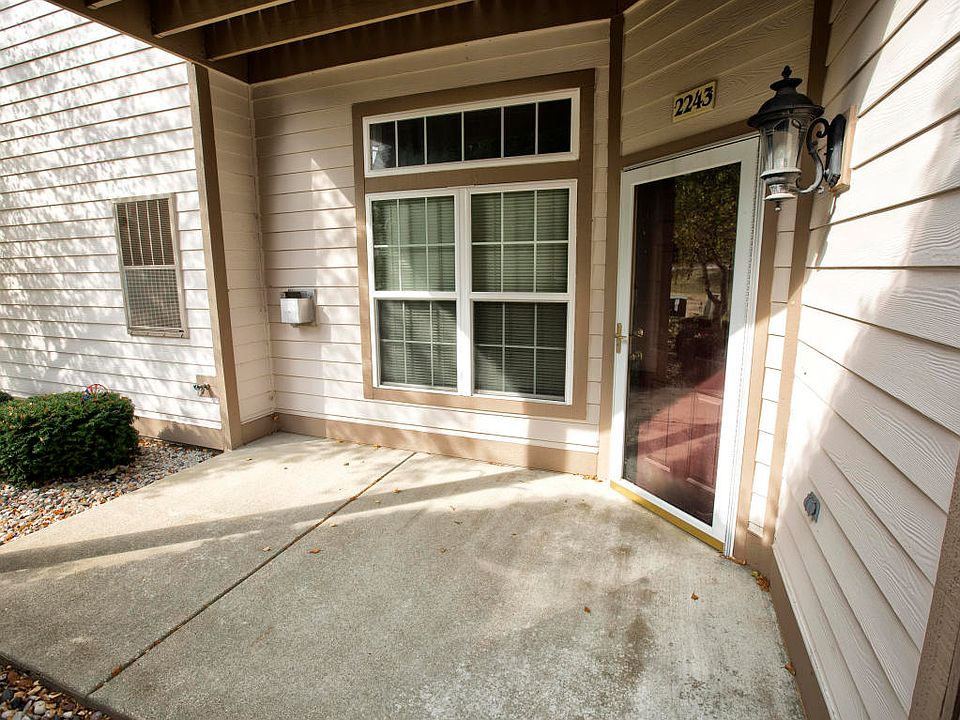1st image of 2243 W Vista Bella Dr #101