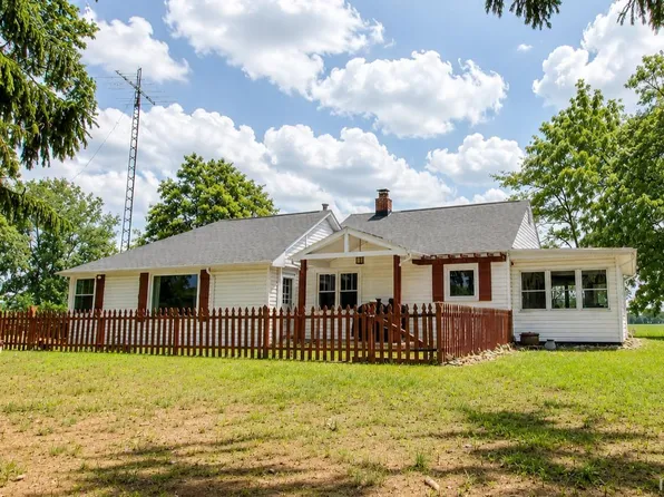 3915 W 200 N, Winamac, IN 46996