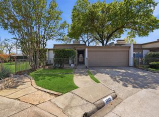 1869 Place One Ln, Garland, TX