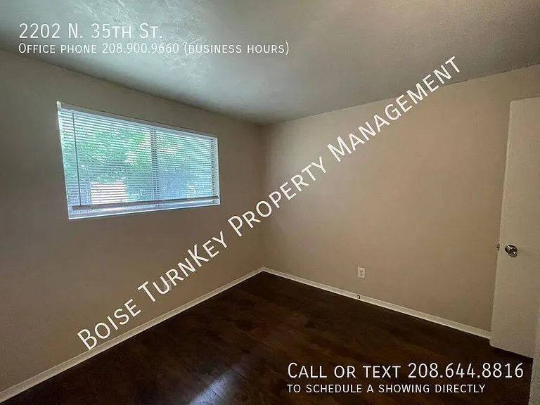 2202 N 35th St — Photo 30