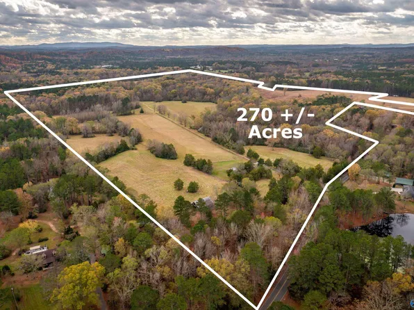 1700 Cedar Springs Dr, Jacksonville, AL 36265