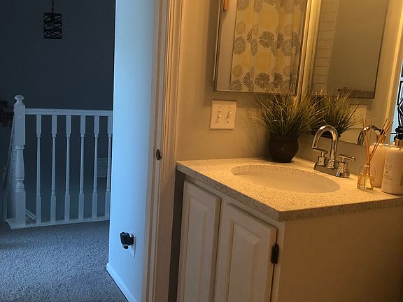 Second-floor bathroom