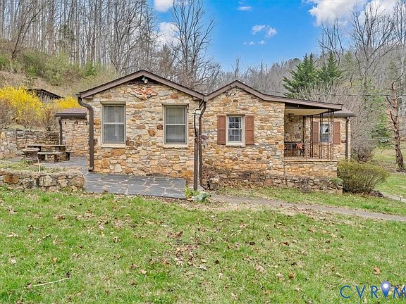 3rd image of 1271 Tall Peaks Ln