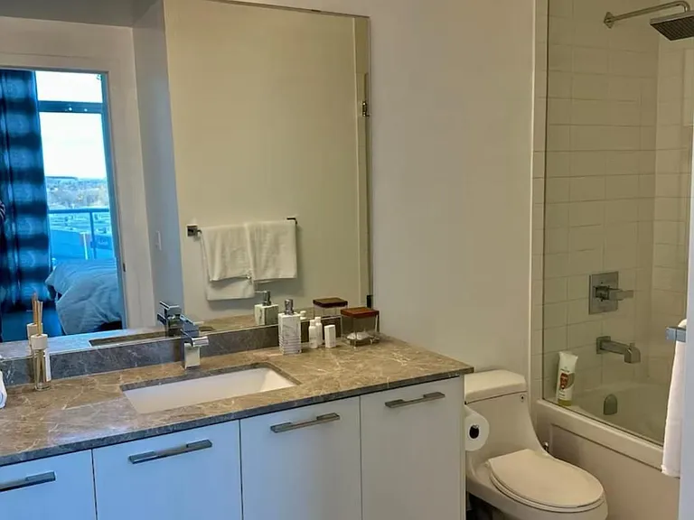 9471 Yonge St #740 — Photo 22