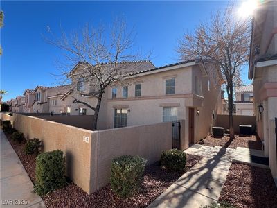 16 Belle Essence Ave, Las Vegas, NV, 89123