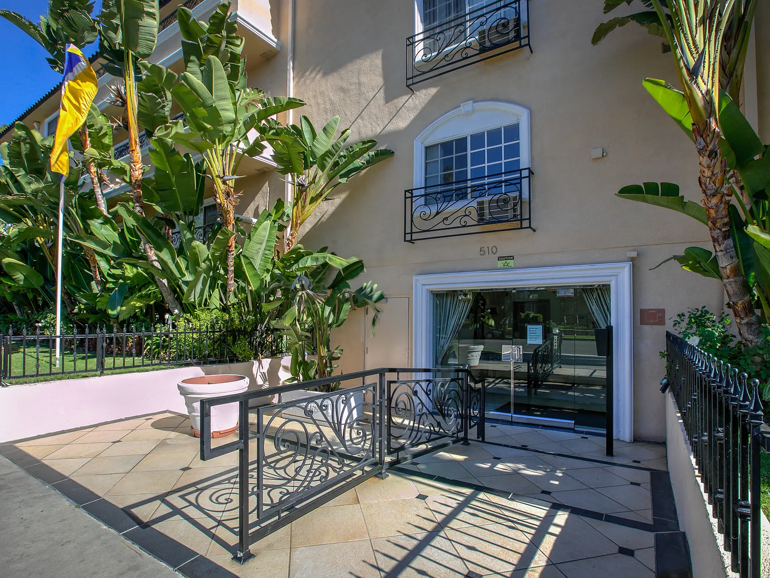 Wilshire Ardmore Regency — Photo 4
