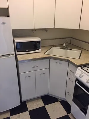 Rented by R New York | media 17