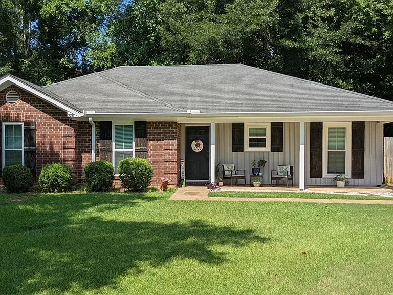 226 Meadow Oaks Ct — Photo 2