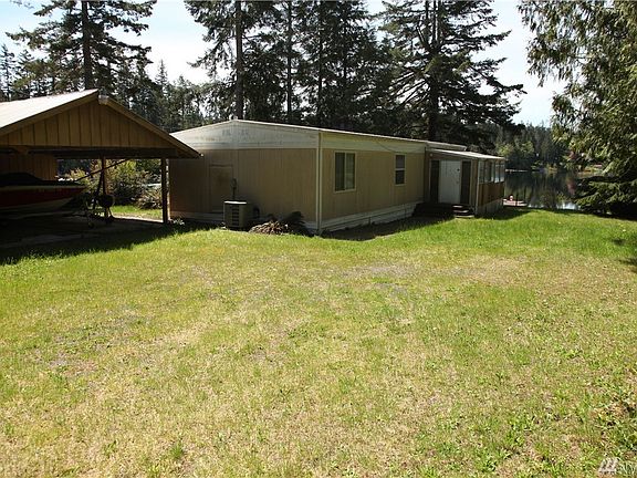 5th image of 121 W Nahwatzel Beach Dr