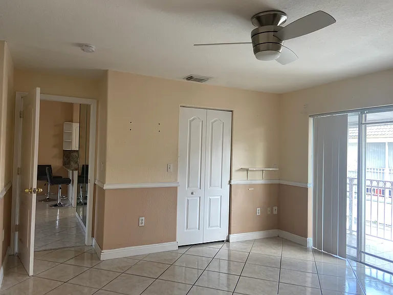 10925 W Okeechobee Rd #202 — Photo 7