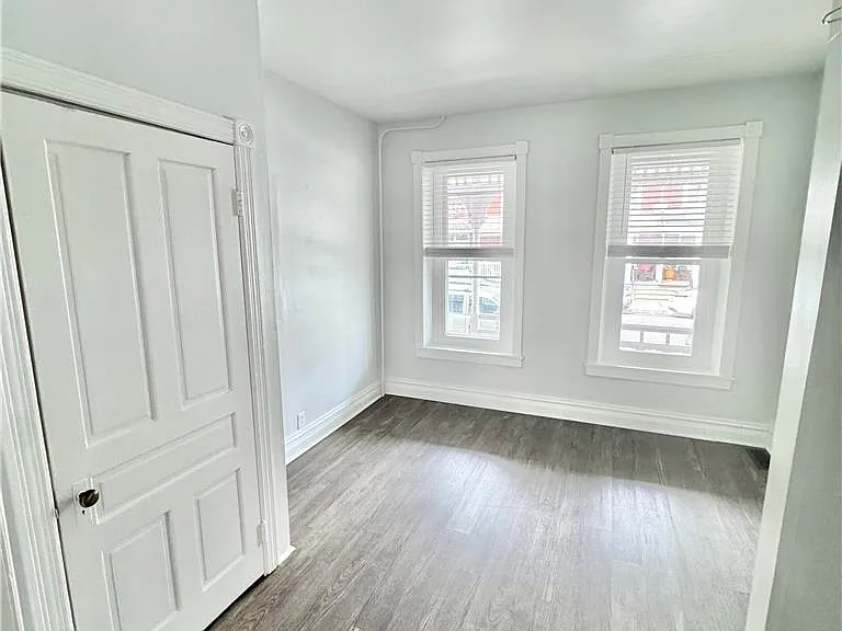 1410 W Turner St #1 — Photo 5