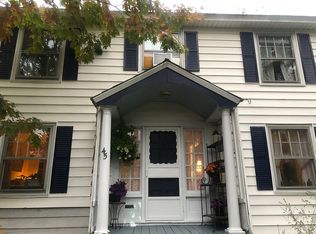 45 Maple St, Brattleboro, VT 05301