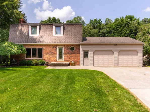 36325 Hebel Rd, Richmond, MI 48062