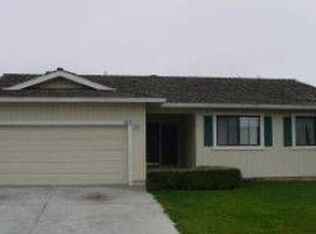 1021 Plum Ct, Hollister, CA