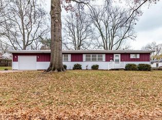 206 E Jefferson St, Windsor, MO 65360