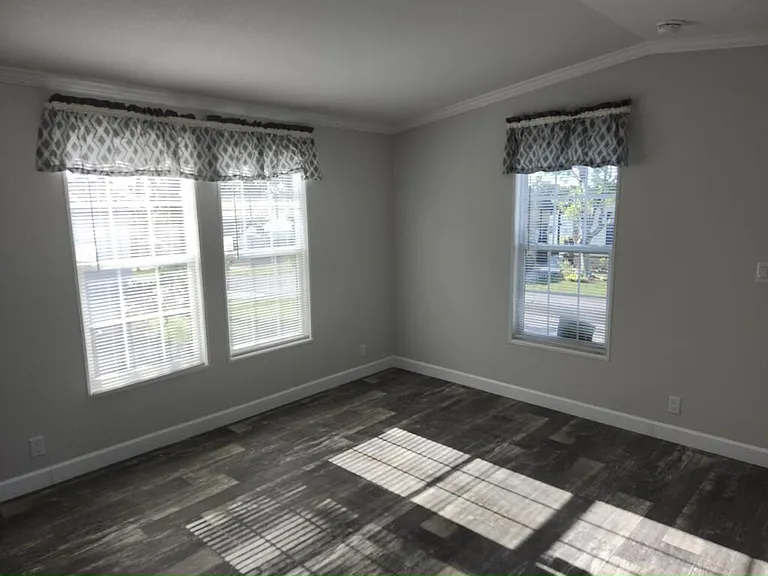 43 Lake Griffin Dr #22 — Photo 11