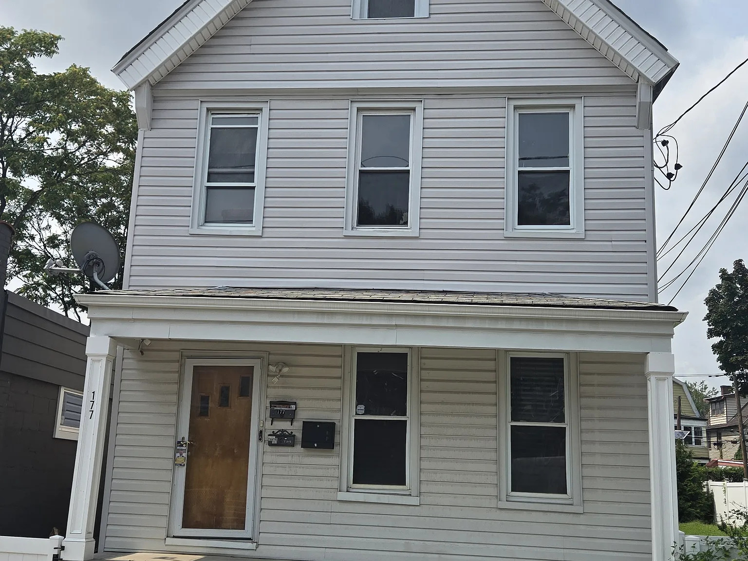 2 bed, 988 sqft, $2,350 — Photo 1