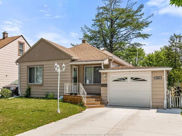 2446 Alexis Rd, Windsor, ON N8W 3Z5