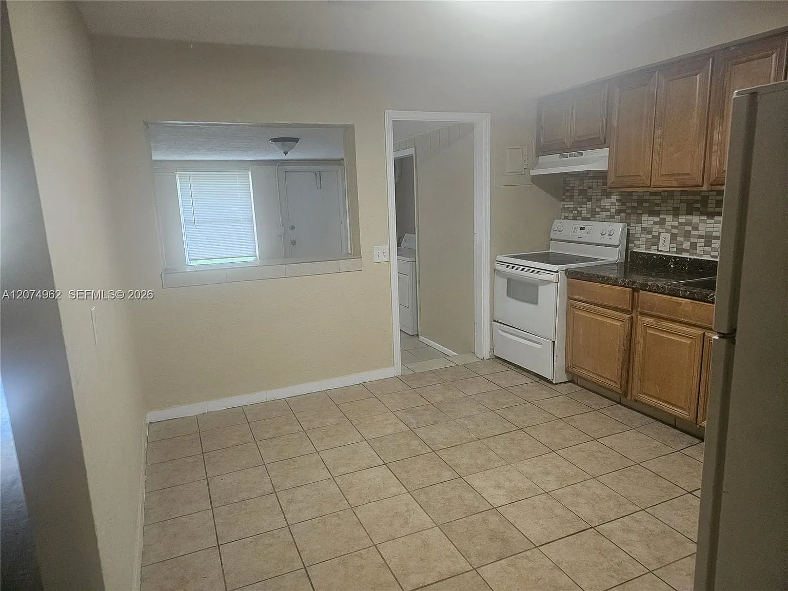 Coral Heights — Photo 2