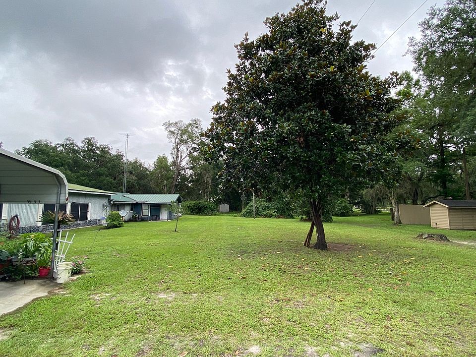 1st image of 544 SE Lakeshore Blvd