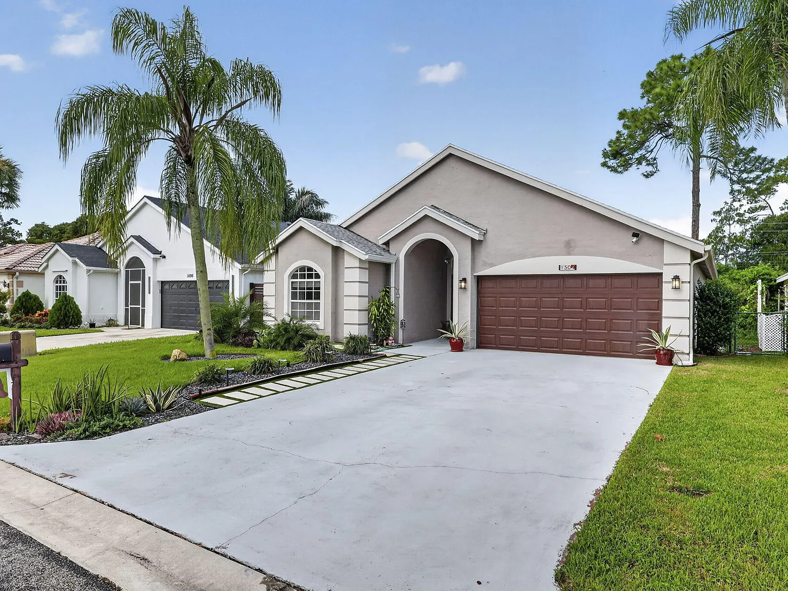 3 bed, 2.0 bath, 1647 sqft, $6,500 — Photo 2