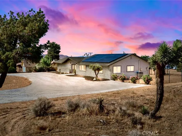 8215 Palomar Ave, Yucca Valley, CA 92284