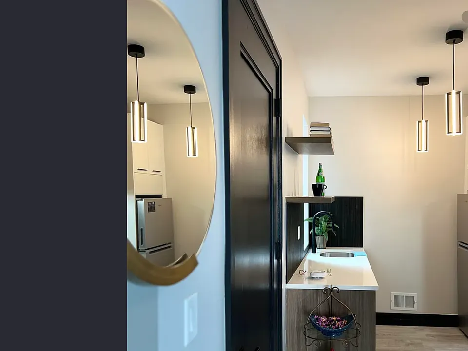 55 Logan Ave #1L