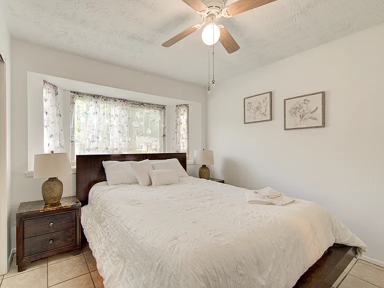 9126 Benwick Dr — Photo 32