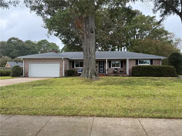 1037 Five Forks Rd, Virginia Beach, VA 23455