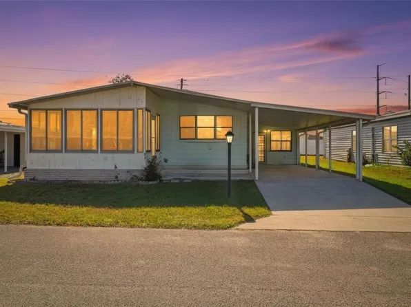 6644 Princeton Dr NE, Winter Haven, FL 33881