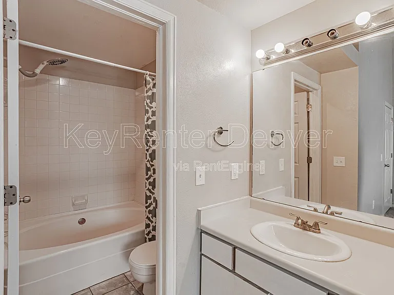 1099 S Walden Way #101 — Photo 26