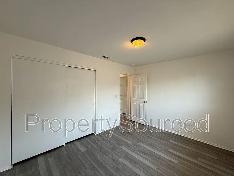 1944 Hickock Ct — Photo 19
