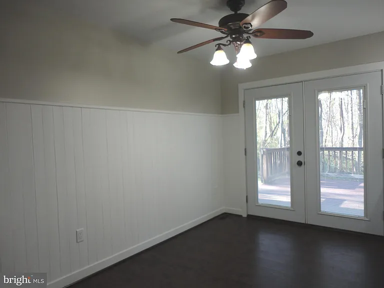 814 Rustic Ln — Photo 25