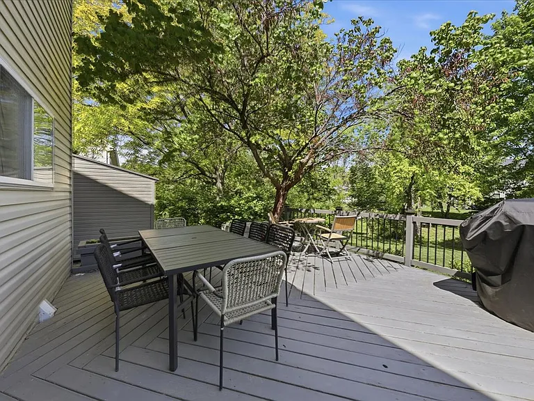 5920 Thornberry Ct — Photo 27