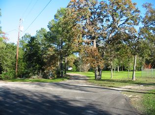 109 Brownwood St, Elgin, TX 78621