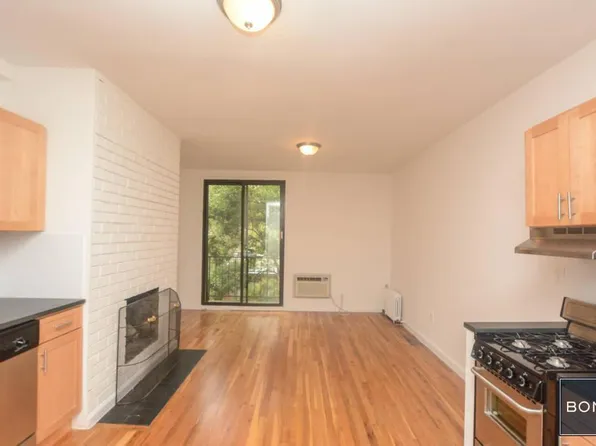 240 East 78th Street image 1 of 13