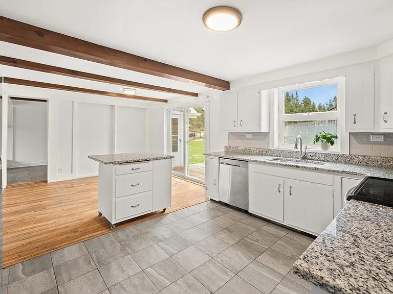 214R Highland Rd — Photo 59