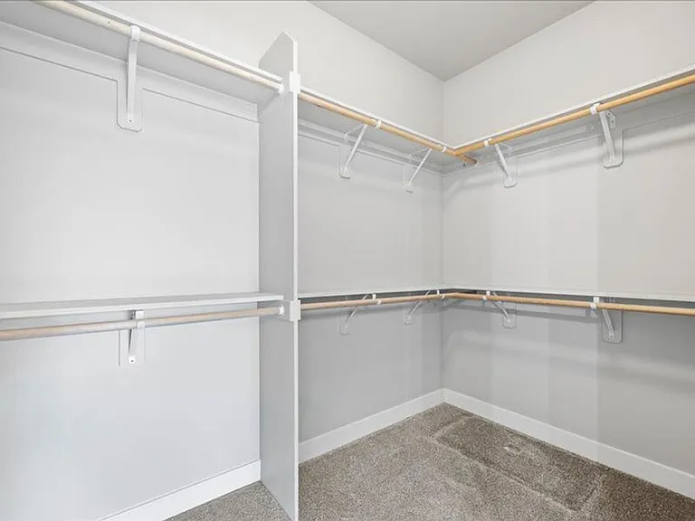 4725 Roark Dr — Photo 22