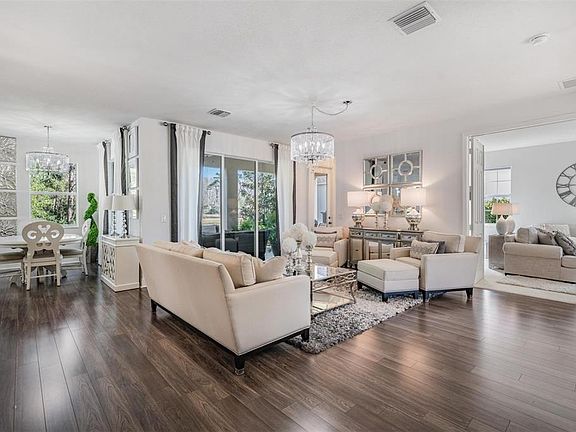 4th image of 8506 Eagle Brook Dr