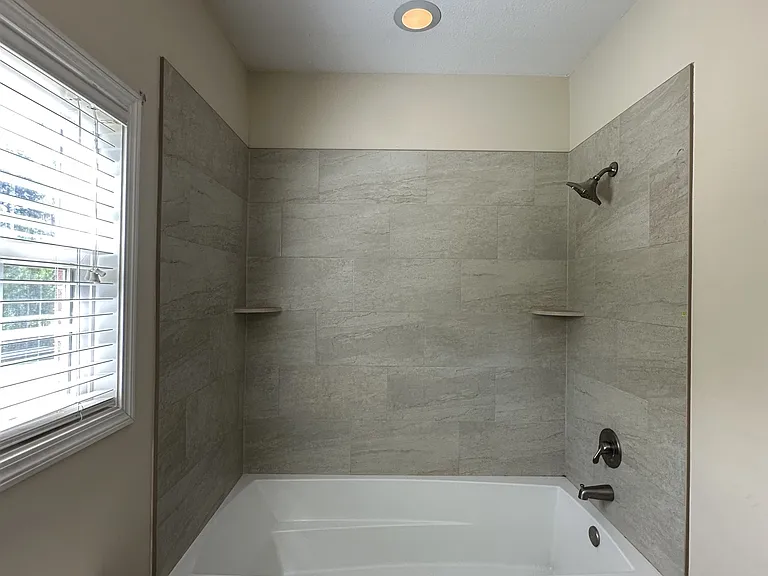 441 Serenity Ave — Photo 8