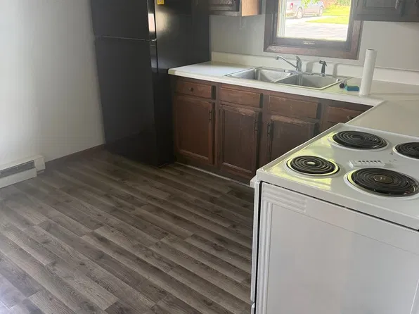 Rockford Apartments, 208-210 519th St NE #210-2, Rockford, IA 50468